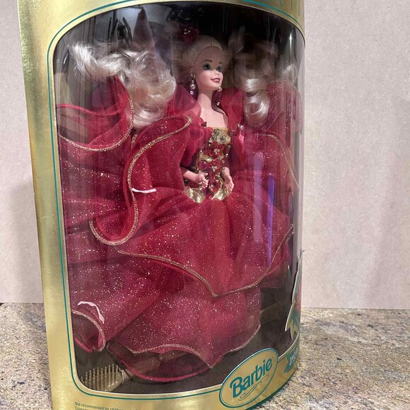 Mattel 1993 Barbie Special Edition “Happy Holidays” Barbie Doll - Picture 4 of 6